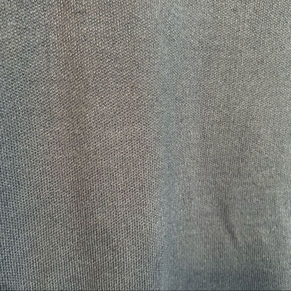 Isaac mizrahi blue crew neck sweater. - Picture 7 of 11